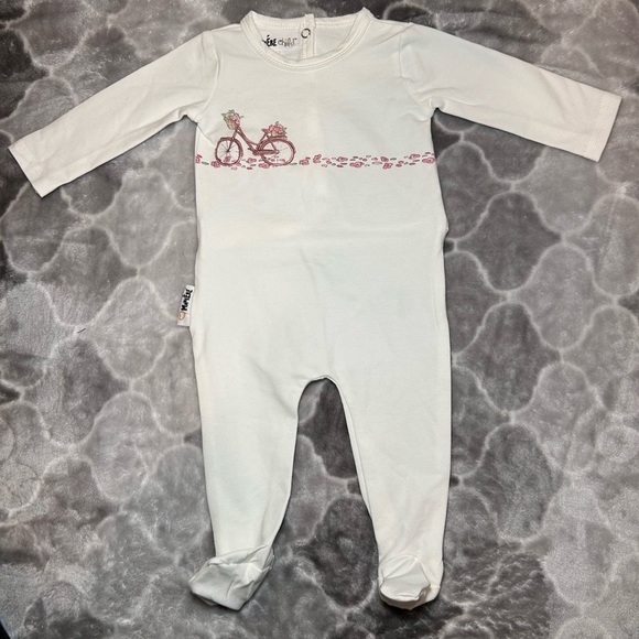 MANIERE Baby Flower Bike Footie- White/ Size 3M - Picture 2 of 6